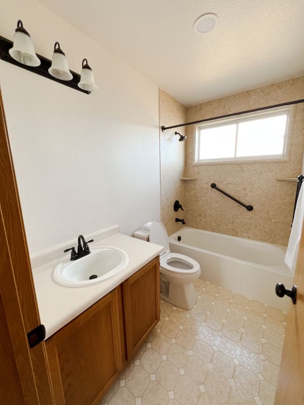Bathroom Renovation Image 4